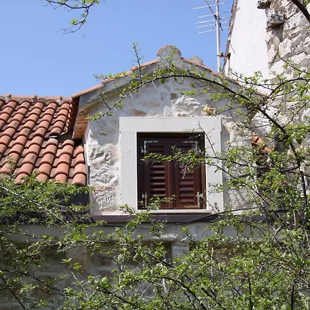 Rustika Villa