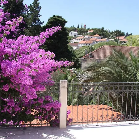 Rustika Villa *