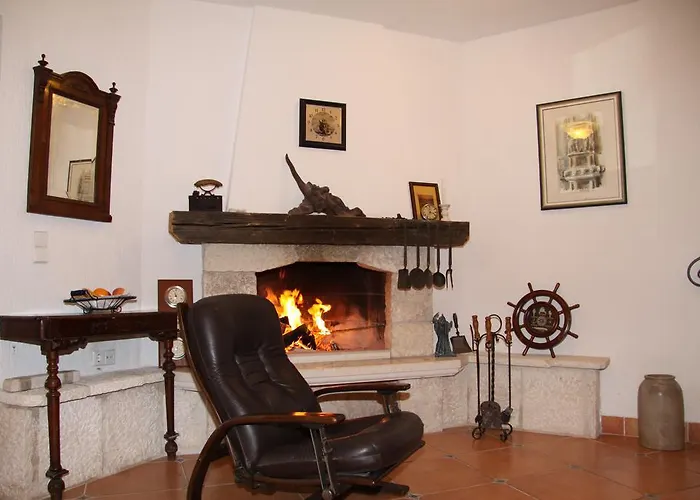 빌라 Rustika 수티반