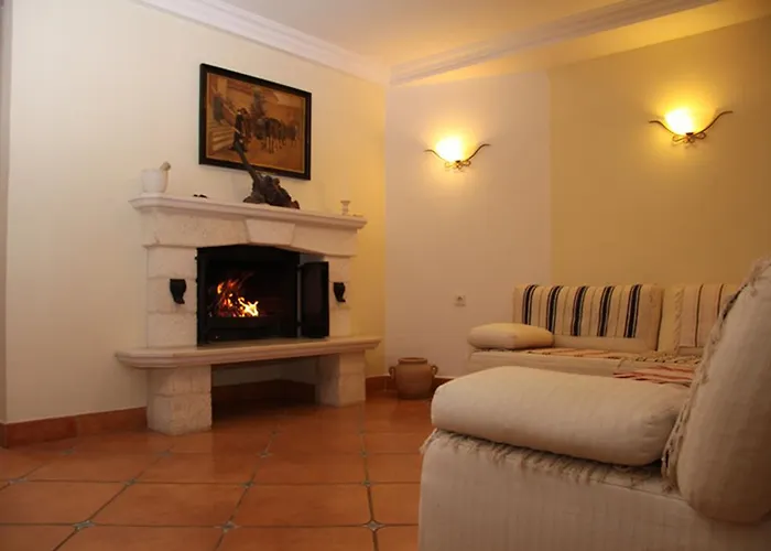 Rustika 빌라 수티반